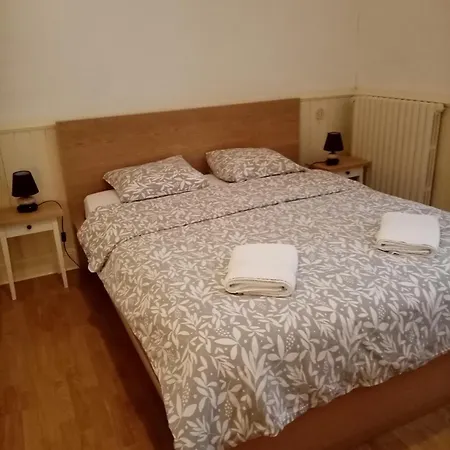 Bel A Bastide St Louis Апартаменти *