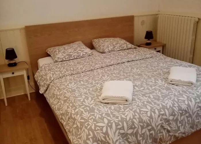 Bel A Bastide St Louis Apartament *