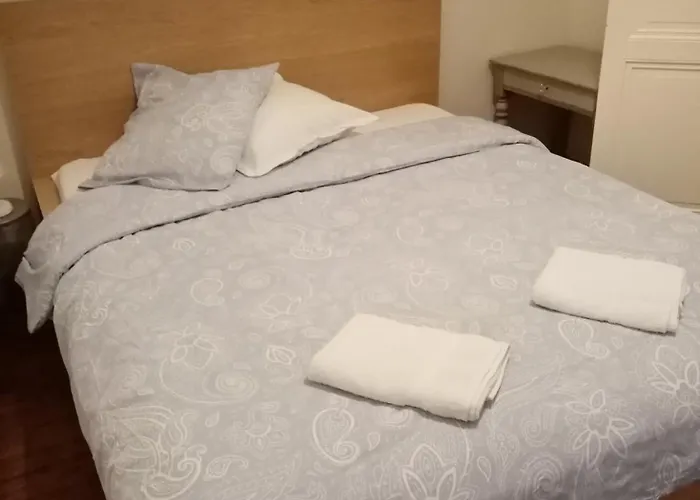 Bel A Bastide St Louis Apartament